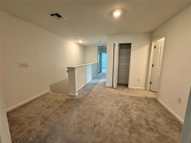 Building Photo - 3339 SE 37th Ave Rd