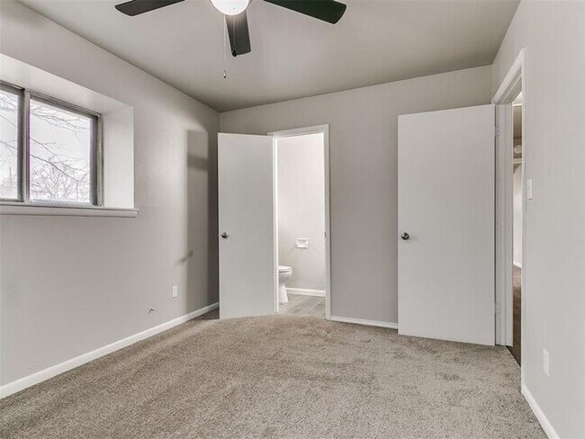 Building Photo - Super 4 Bed 1.5 Bath in the South Gate Addn in Moore, OK