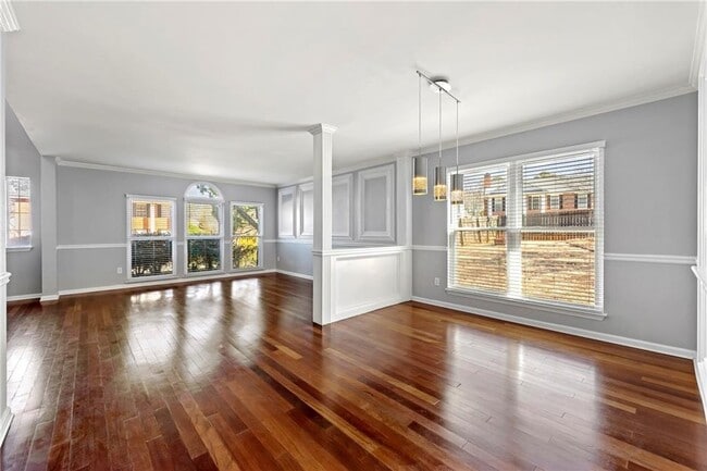 Building Photo - 3744 Misty Wood Dr N W
