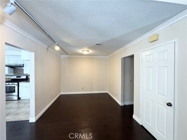 Building Photo - 20821 E Rocky Point Ln