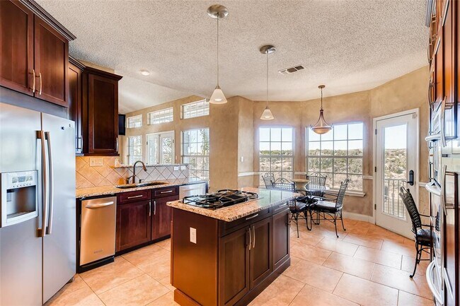 Building Photo - 2614 Pace Bend Rd S