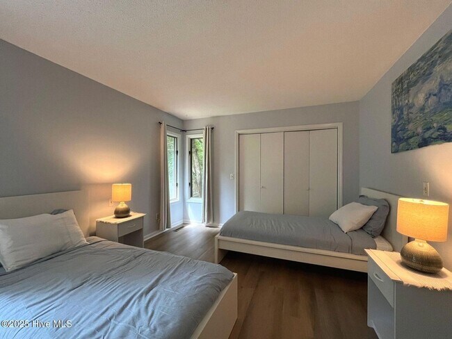 Building Photo - 1010 Monticello Dr