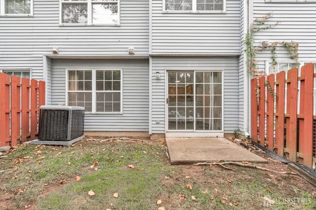 Building Photo - 267 Shady Oak Ct