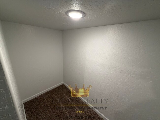 Building Photo - 2802 Sand Hls Ave