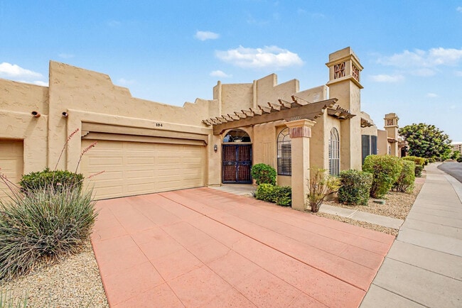 Building Photo - 7955 E Chaparral Rd