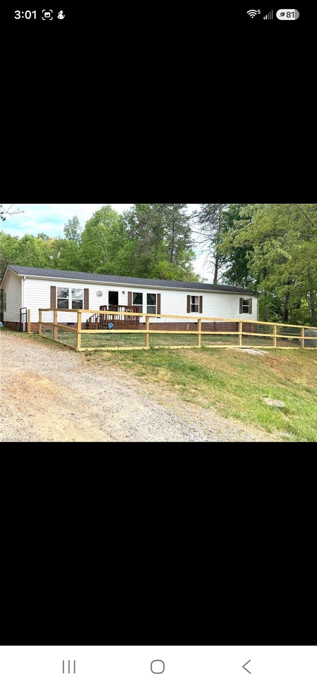 Building Photo - 929 Brookhaven Rd