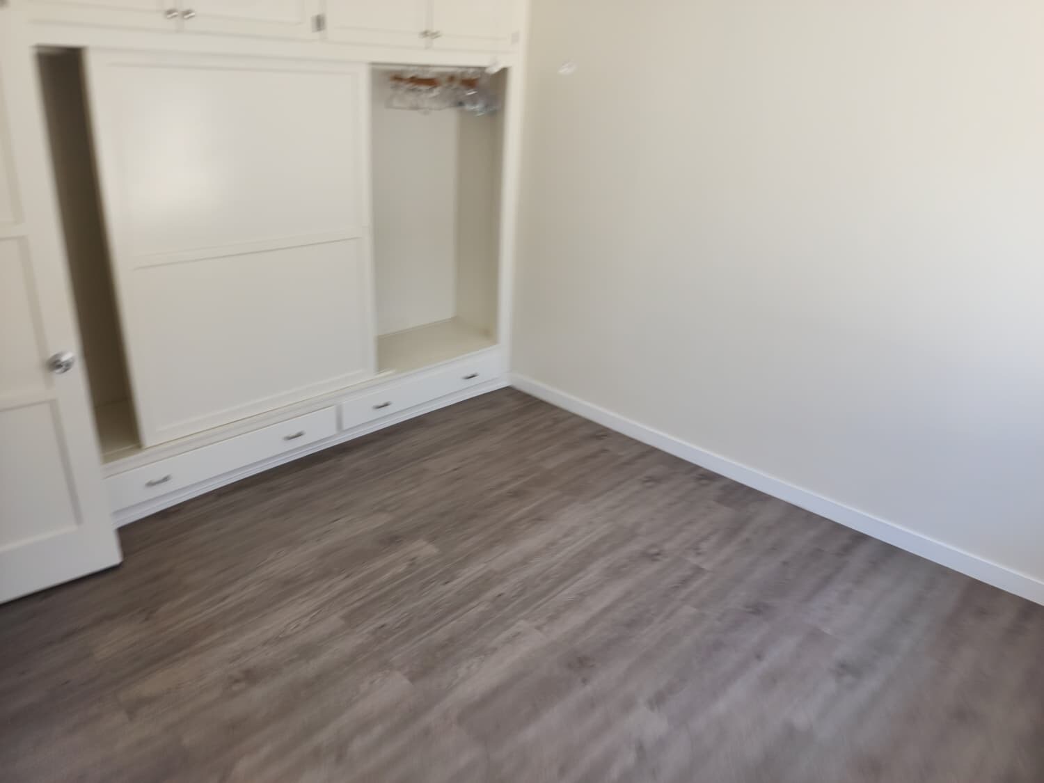 Building Photo - 4767 San Vicente Blvd