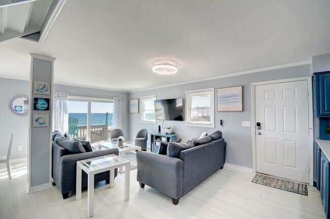 Building Photo - Off Season Rental **Oceanfront, Pet Friendly, 4 Bedroom Beach House** Available November 1st, 202...