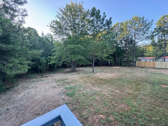 Building Photo - 321 Horseshoe Falls Rd