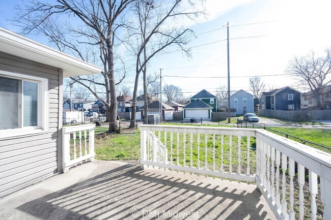 Building Photo - 3117 N Park Ave