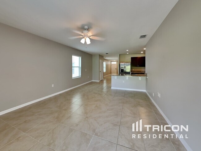 Building Photo - 3086 Timber Hawk Circle Ocoee FL