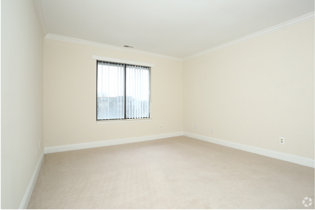 Building Photo - 23511 Broken Stone Ct