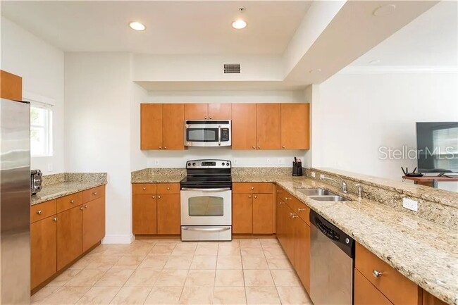 Building Photo - 638 Blue Taverna Ln