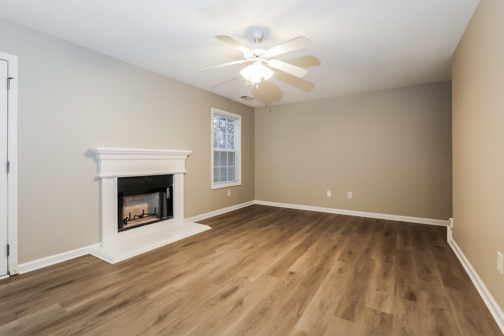 Building Photo - 615 Beddick Ln