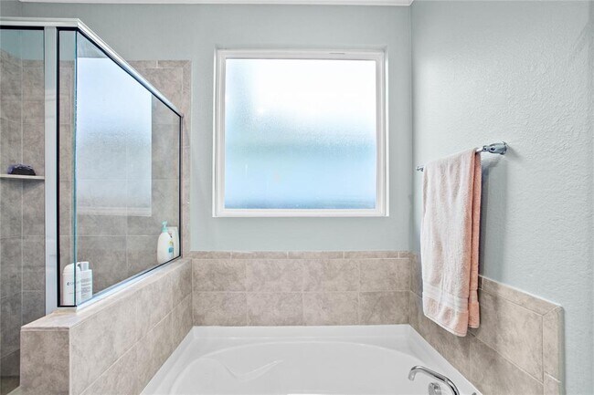 Building Photo - 109 Adeline Rd