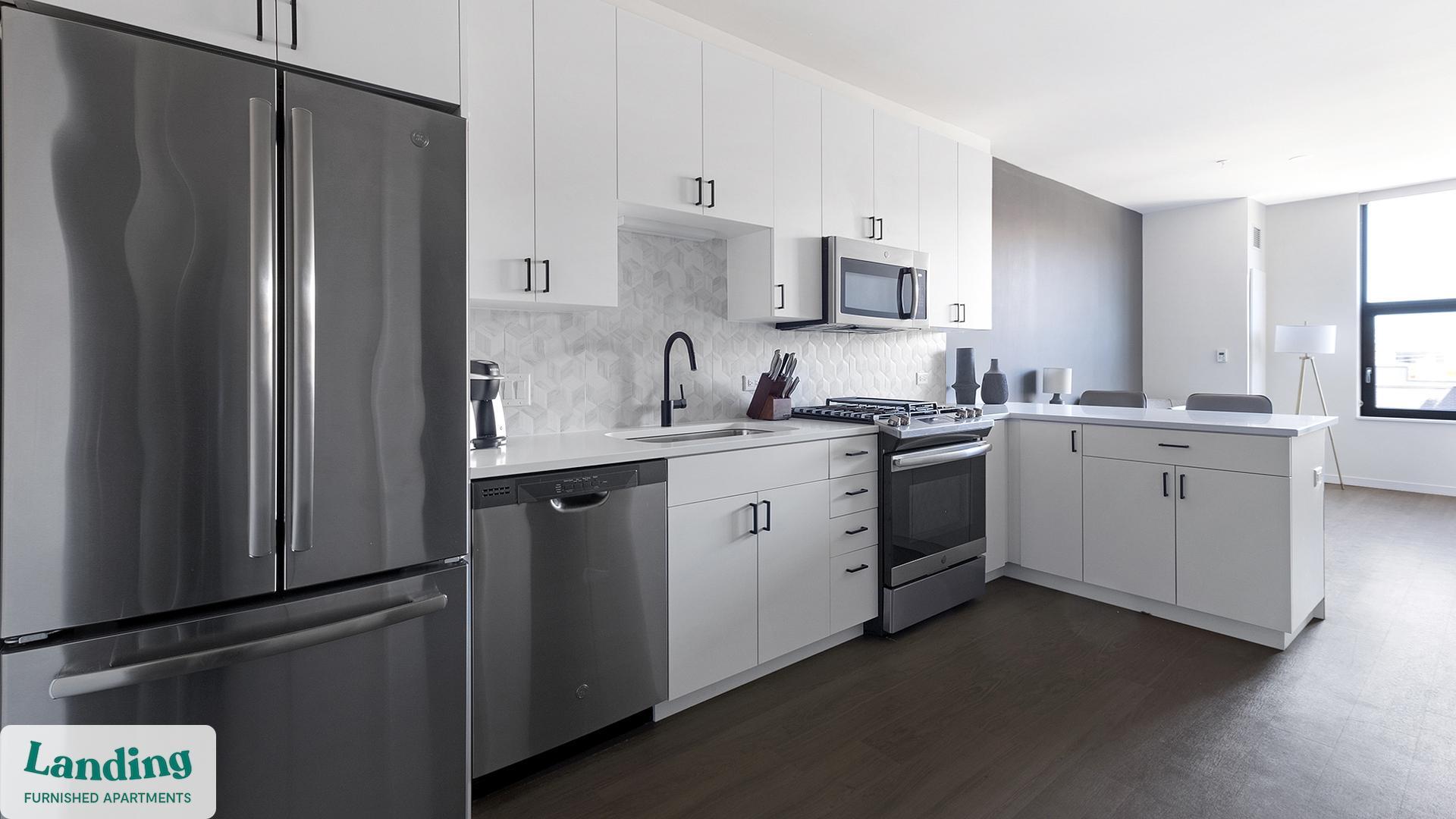 Building Photo - 2480-2522-2522 N Milwaukee Ave