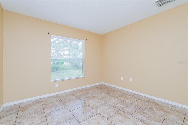 Building Photo - 1641 Larkin Rd