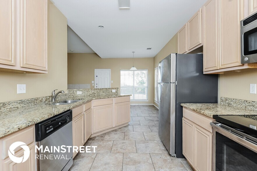 Building Photo - 7504 Quail Springs Dr