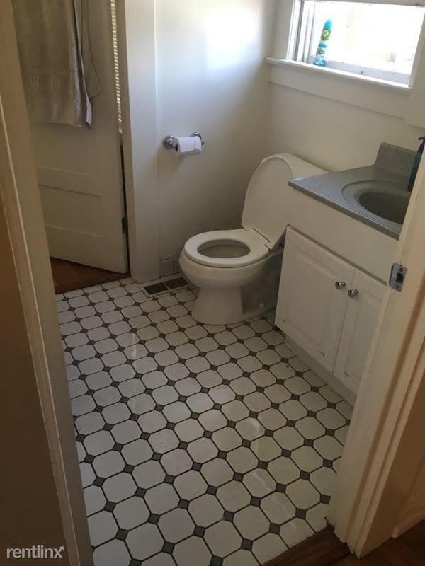 Building Photo - 2 br, 1 bath House - 129 Glenwood Ave