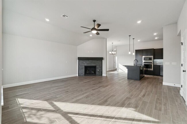 Building Photo - 19701 Brookville Dr