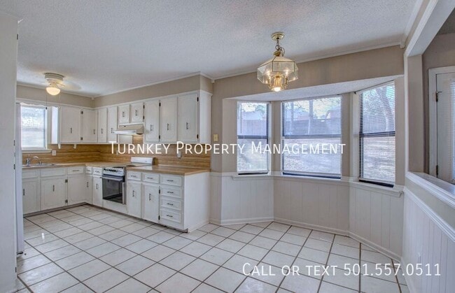 Building Photo - 14 Turtle Creek Ct