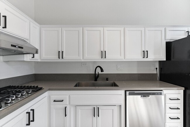 Building Photo - 450 Bolero Way