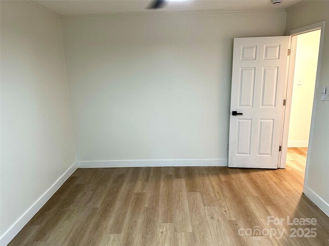 Building Photo - 1450 Academy St