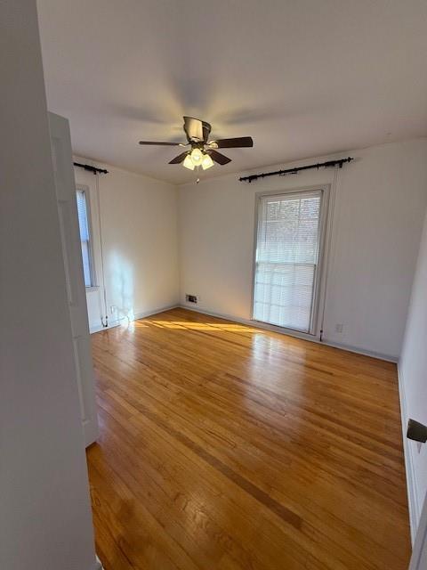 Building Photo - 914 Sherbrooke Dr SE