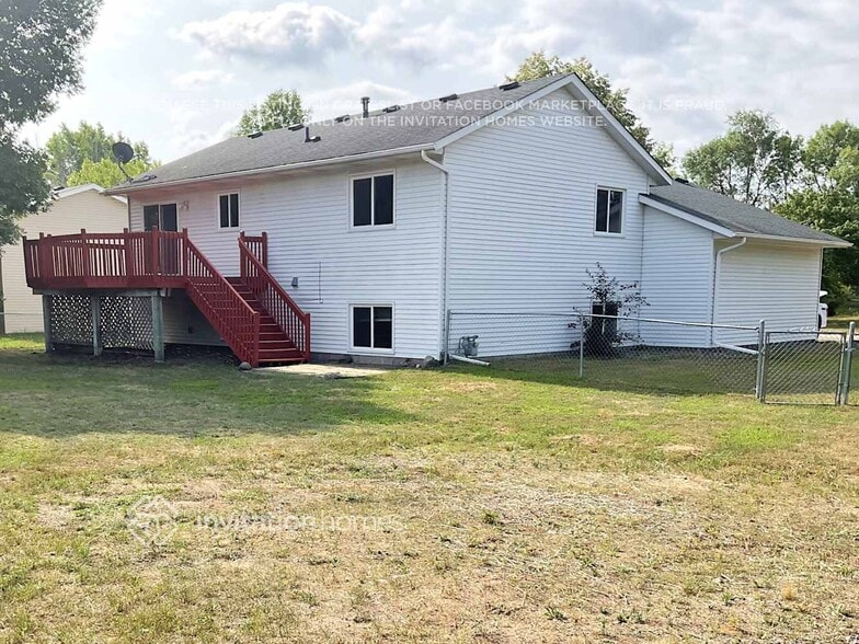 Building Photo - 13155-192 1/2 192 1/2 Ln NW
