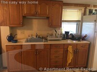 Building Photo - 28 A Cherry St