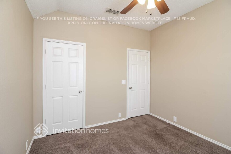 Building Photo - 1700 Lansdale Dr