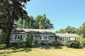 Building Photo - 157 Cottage St