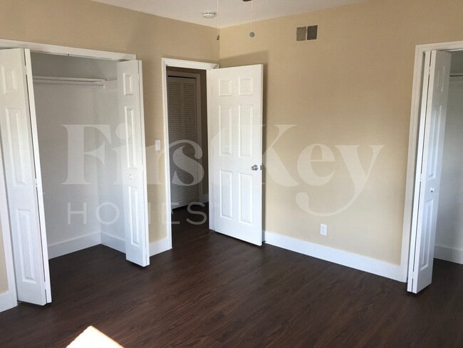 Building Photo - 1420 NW 176th Terrace