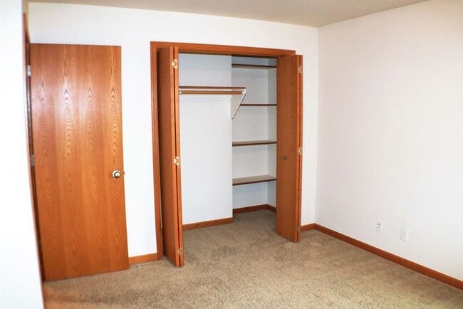 Building Photo - $1,325 | 2 Bedroom, 2 Bathroom Condo | Pet Negotiable | Available for August 1st, 2026 Move In!