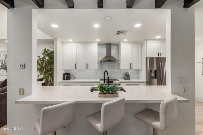 Building Photo - 2529 N Miller Rd