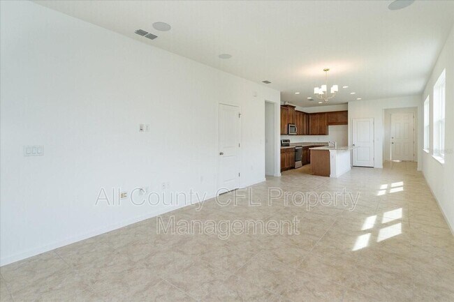 Building Photo - 4354 Davos Dr