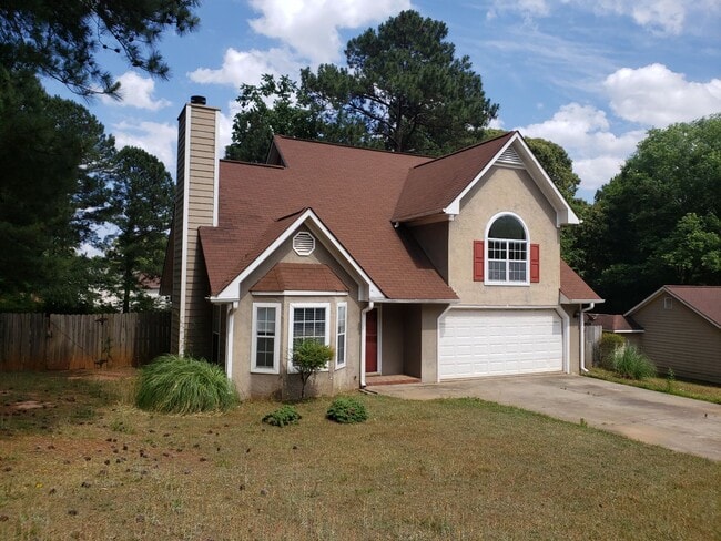 Building Photo - Charming Two-Story Home on a Corner Lot in Jonesboro