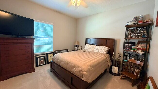 Building Photo - 3206 Oak Bluff Ln