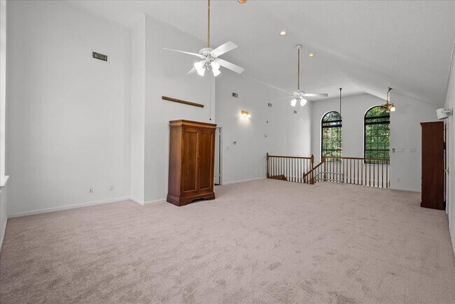 Building Photo - 3415 Bayou Dr E