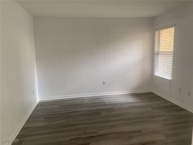 Building Photo - 2300 E Silverado Ranch Blvd