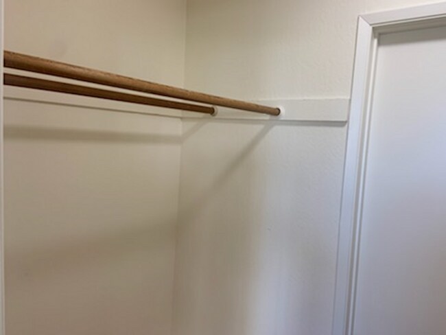 Building Photo - Studio Condo Available!