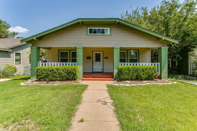 Primary Photo - Wonderful 3 Bed, 2 Bath Home in the Heart ...