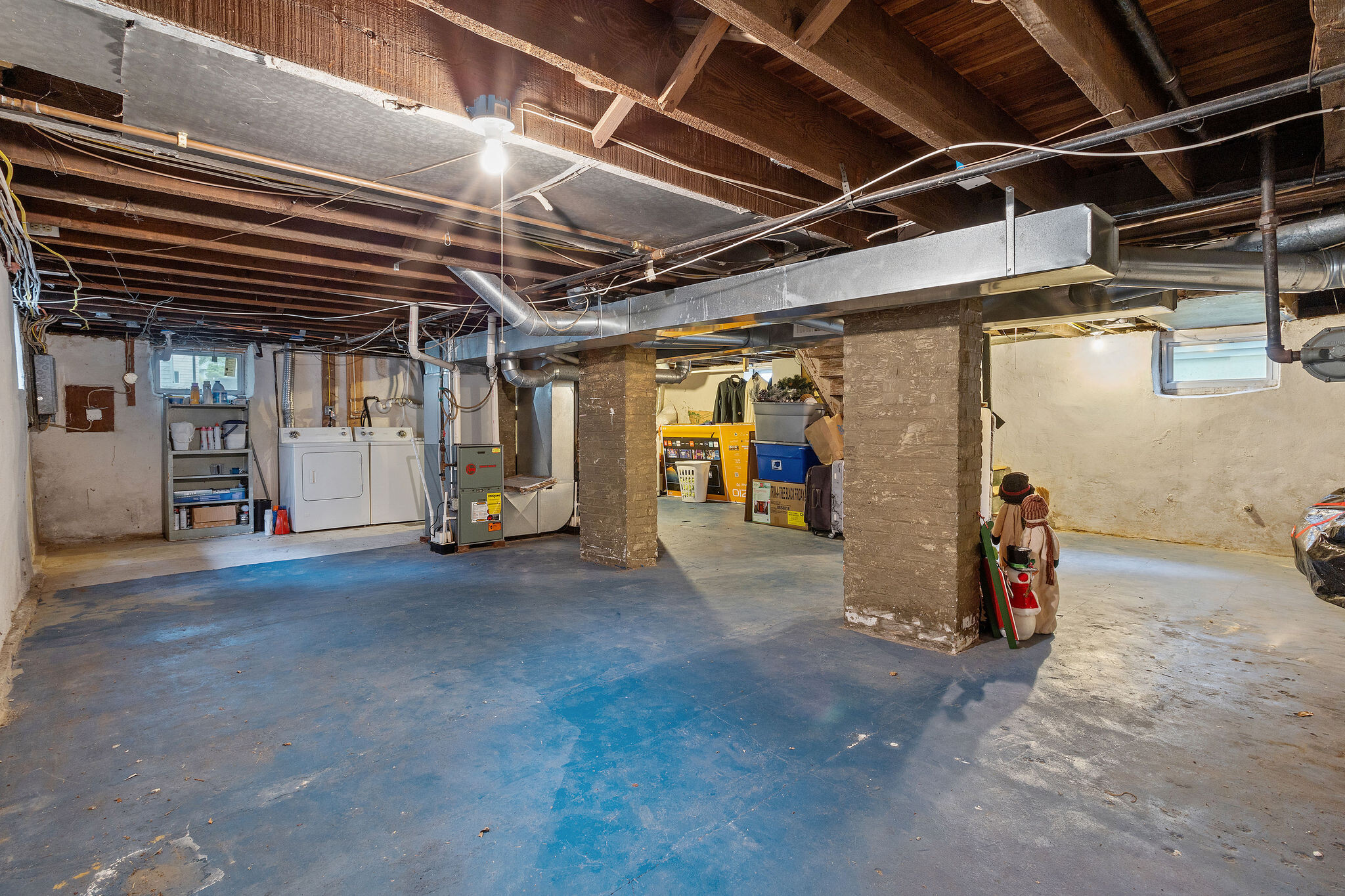 Building Photo - 624 Thomas Ave