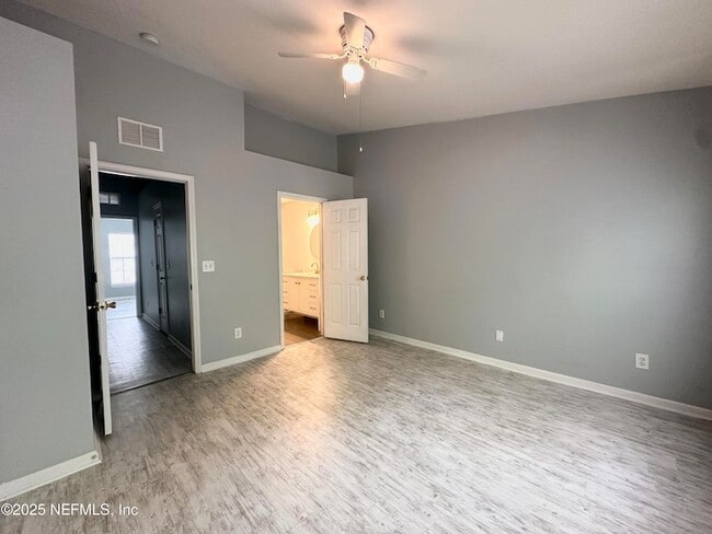 Building Photo - 3548 Lone Tree Ln
