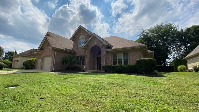 Building Photo - Gated community! Ranch style Home for lease or lease-option to purchase