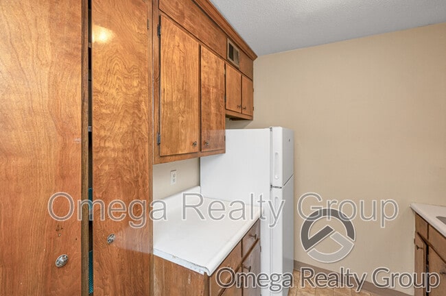 Building Photo - 2901 18th Ave