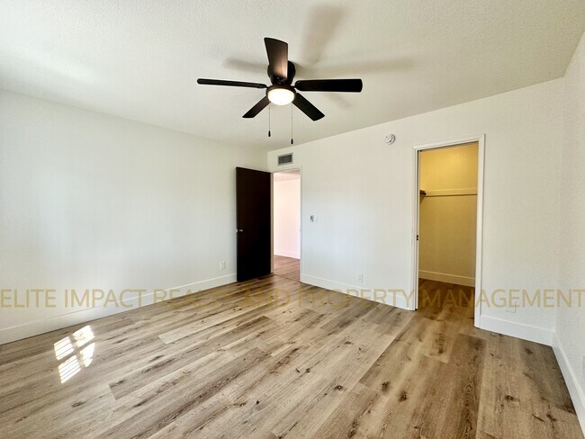 Building Photo - 4259 E Blanton Rd