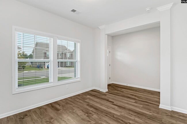 Building Photo - 728 Bustling Br Ln