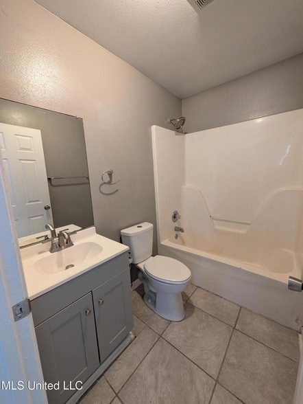 Building Photo - 2909 57th Ave