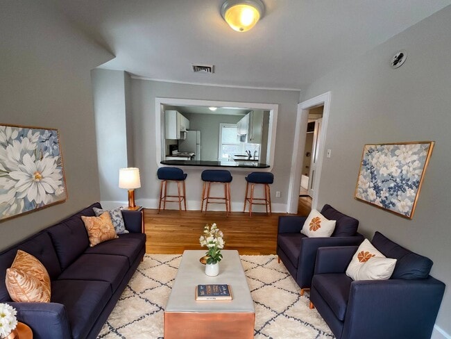 Building Photo - 1226 Wendell Ave